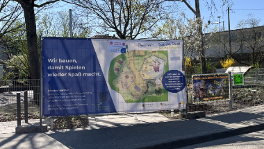 Grüne Schiene, Worms - Banner am Spielplatz