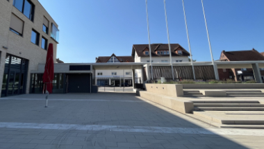 Stadtplatz am Stadthaus